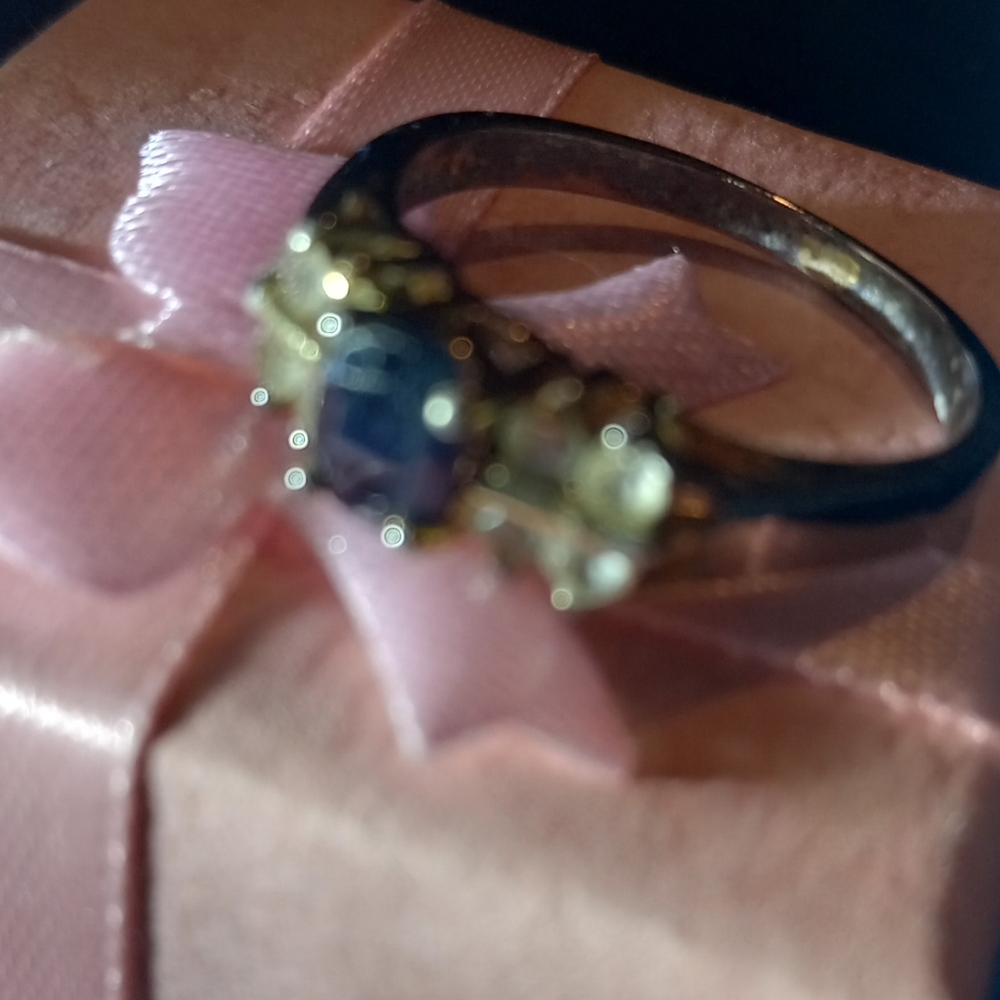 Blue Saphire Ring Size 6 - Picture 2 of 4